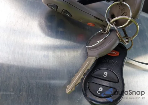 2004 Jeep Grand Cherokee Laredo z USA, uszkodzony, nr VIN 1J4GX48SX4C222373